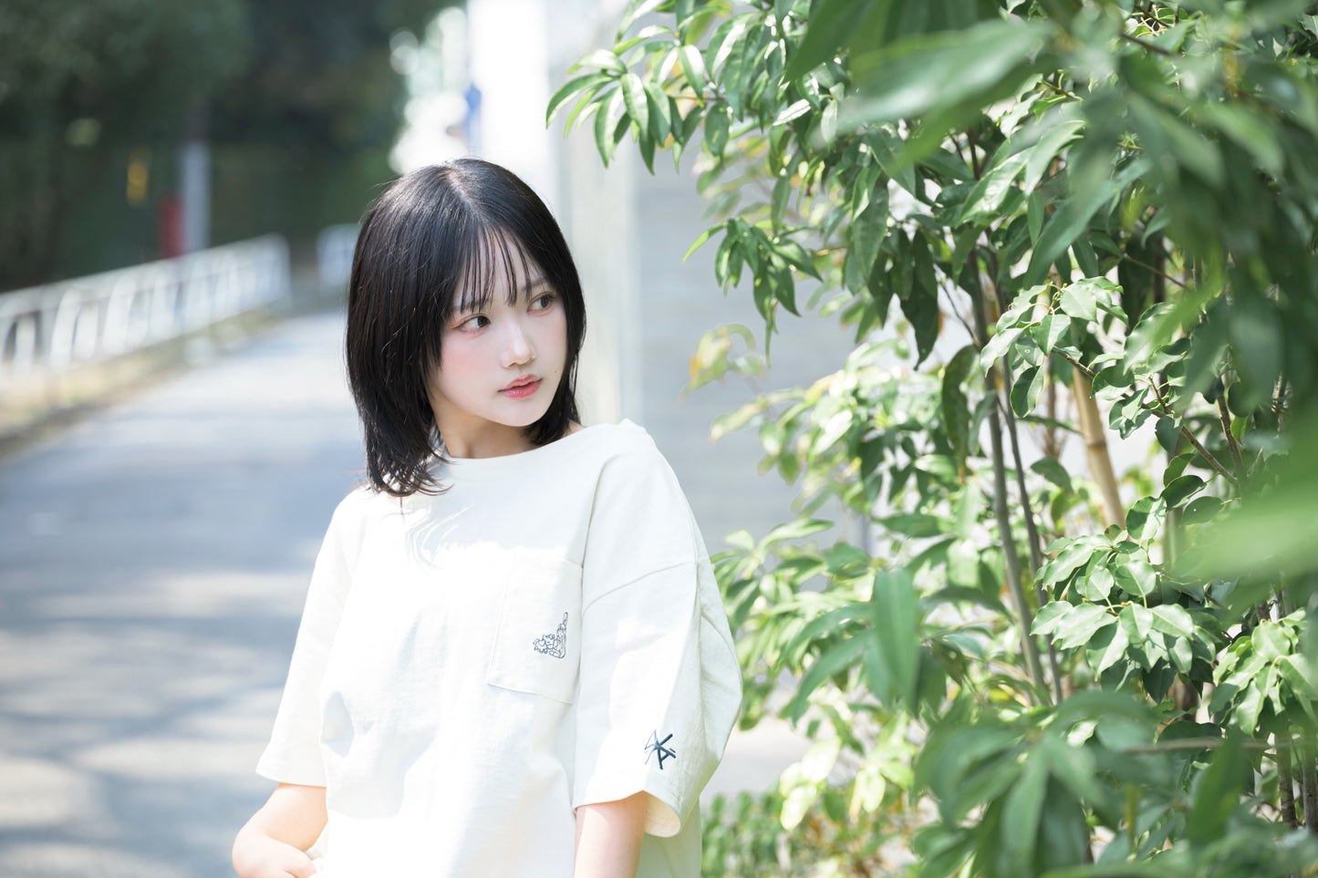 2026＊刺繍Tシャツ（ホワイトベージュ）